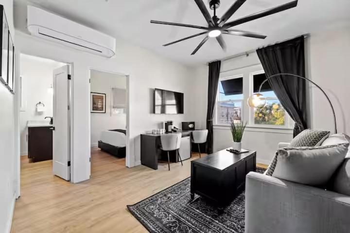 Hotel Zindel San Diego Bagian luar foto