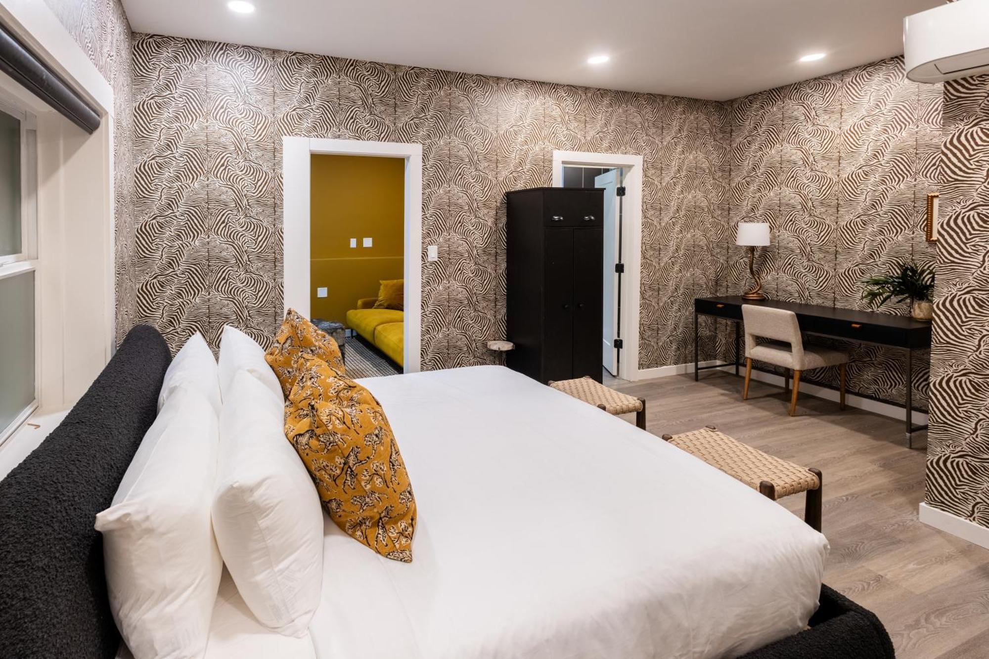 Hotel Zindel San Diego Bagian luar foto